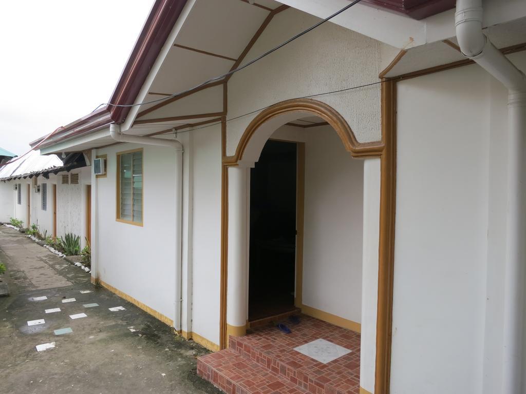 Anilao Scuba Dive Center Hotel Batangas Екстериор снимка