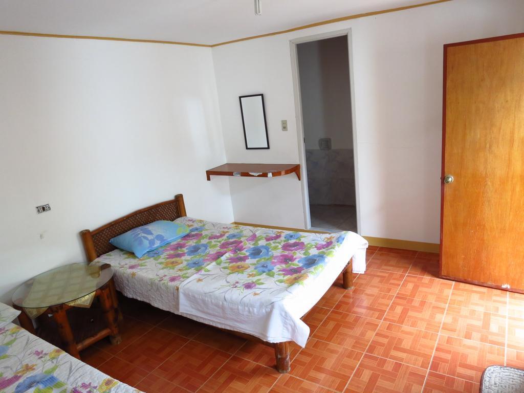 Anilao Scuba Dive Center Hotel Batangas Екстериор снимка